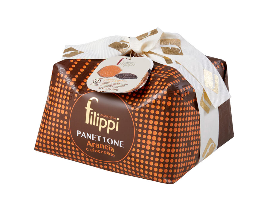Panettone con arancia e cioccolato